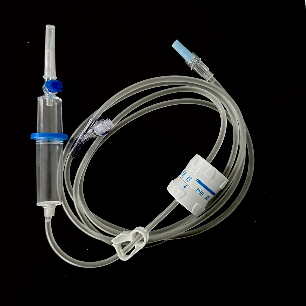 Air Stop Safety Infusion Set with scaled flow regulator